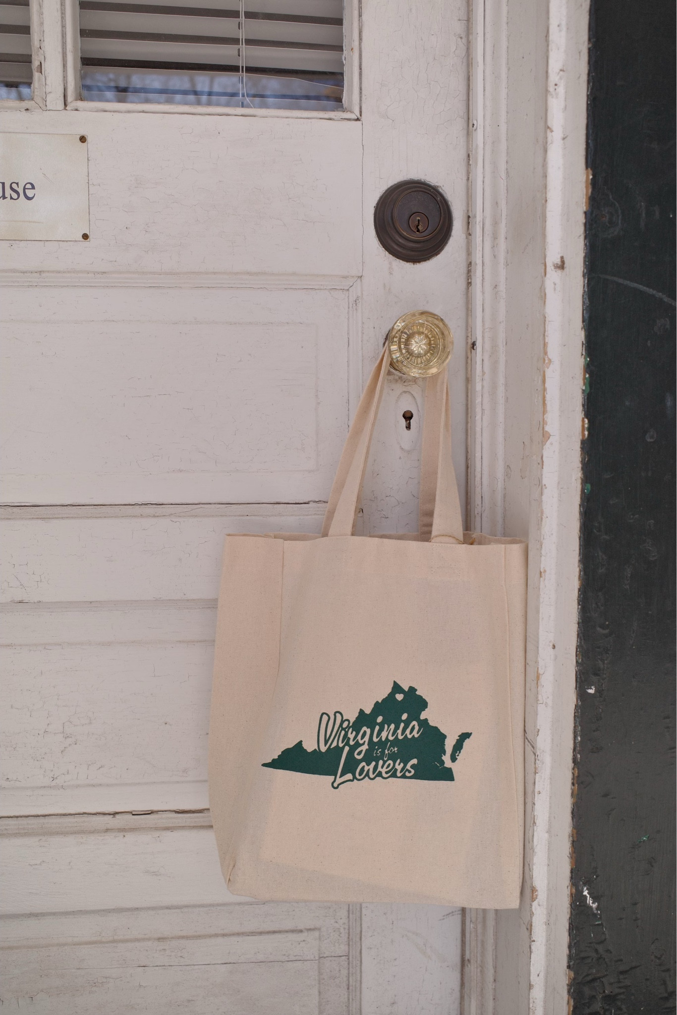 Everything in our wedding guest bags!!

We wanted to be sustainable and choose items that people would reuse or consume  

#LTKParties #LTKWedding #LTKGiftGuide