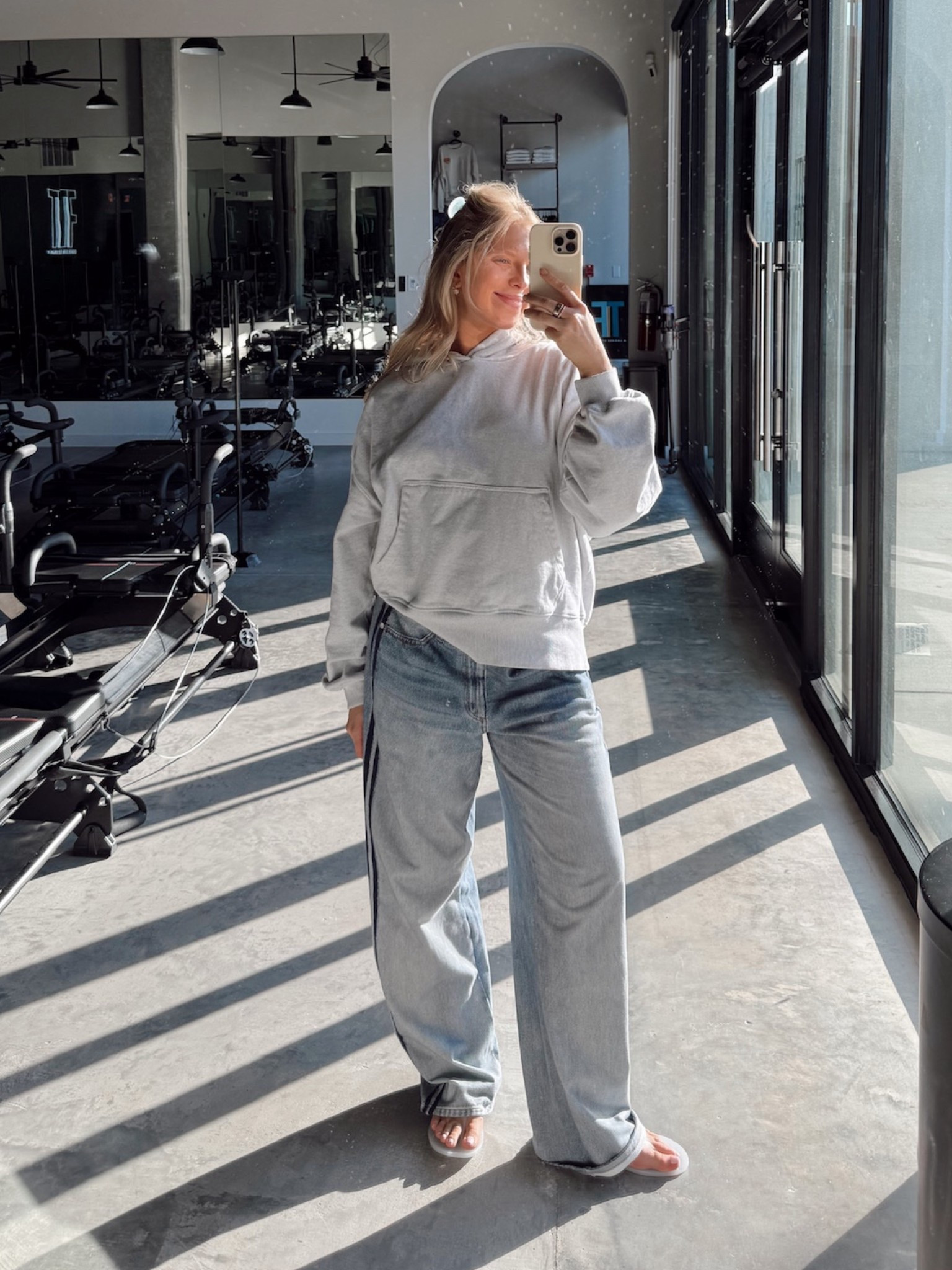living in a baggy outfit this spring xx these rag & bone pants are the comfiest!!! 

#LTKmomlife #LTKSeasonal #LTKootd