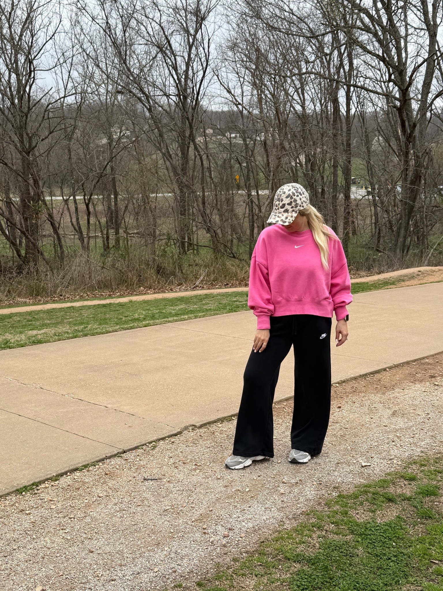 OOTD 
Size small
New balance tts

#LTKootd