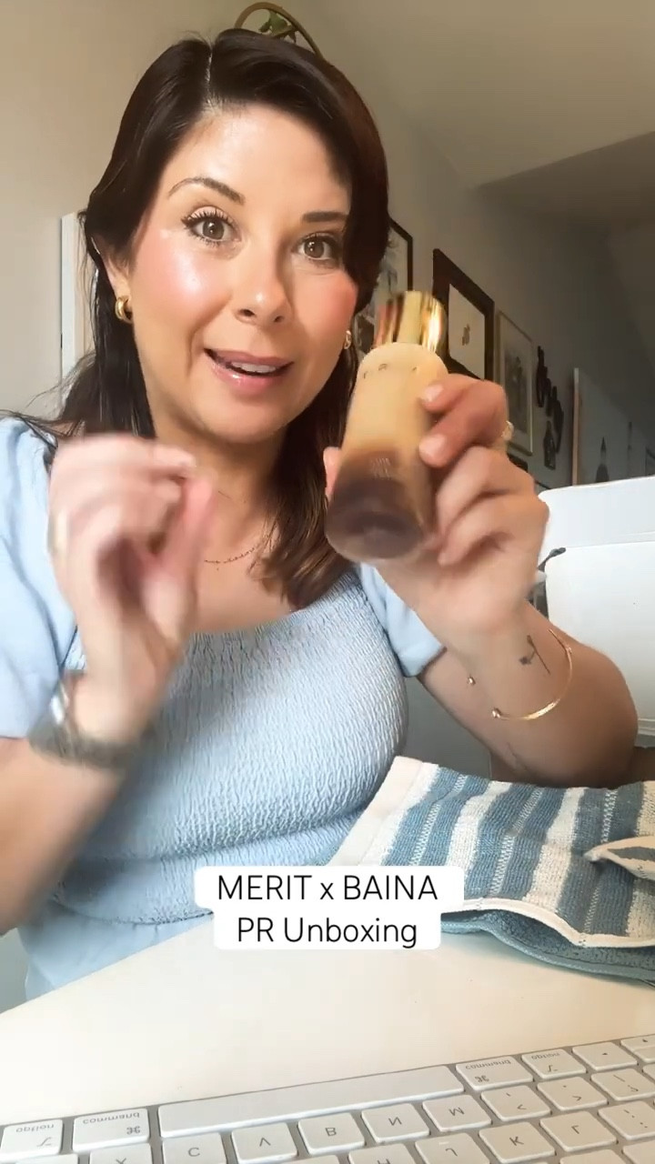 Just unboxed the latest from MERIT Beauty – their Double Cleanse system! Featuring the Great Skin Instant Cleansing Oil and a lightweight moisturizer that feels like a dream. If you love minimal skincare with maximum results, you’re gonna want this duo. 💛 