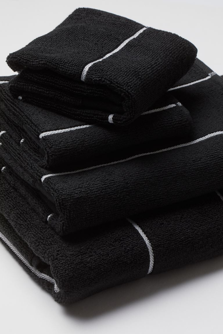 Striped Hand Towel | H&M (US + CA)
