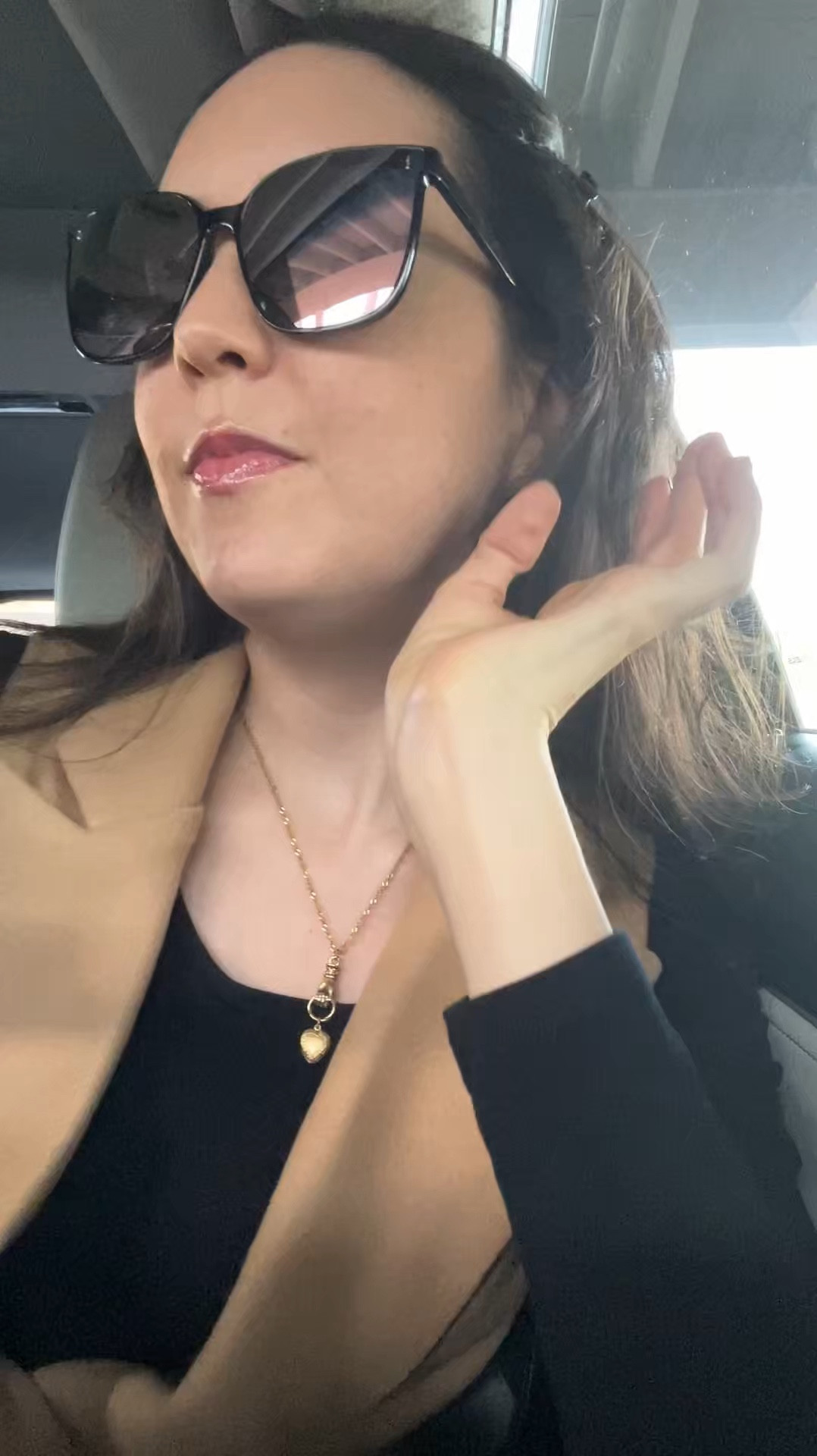 What is your routine before driving off? 

#LTKWatchNow #LTKU #LTKMostLoved