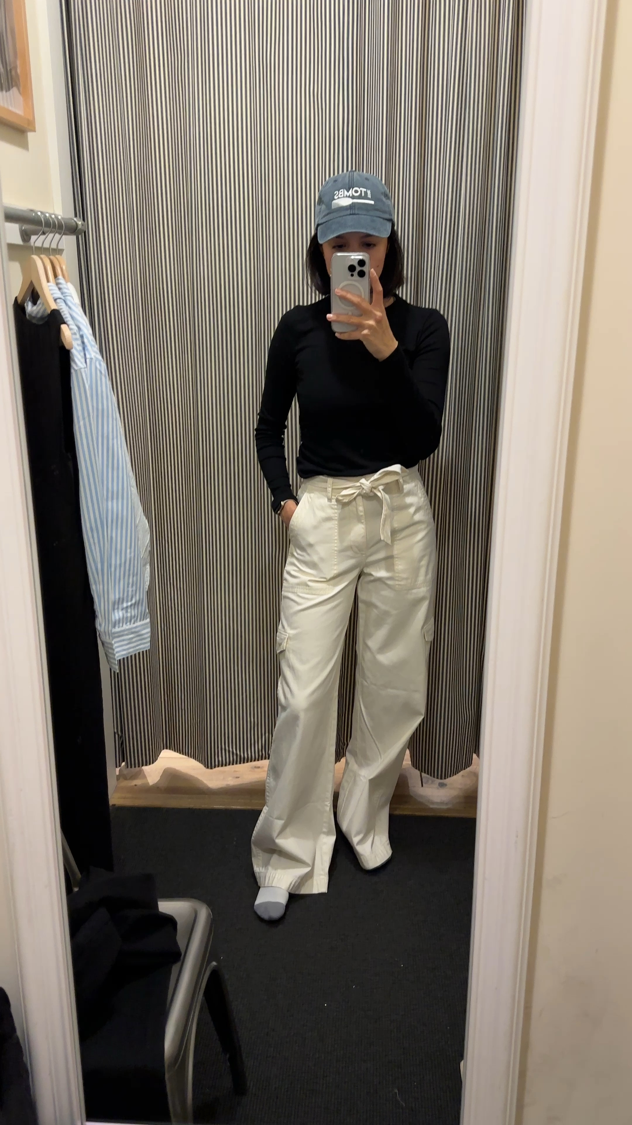 comfortable cargo pants from Madewell 


#LTKFestival #LTKstyletip