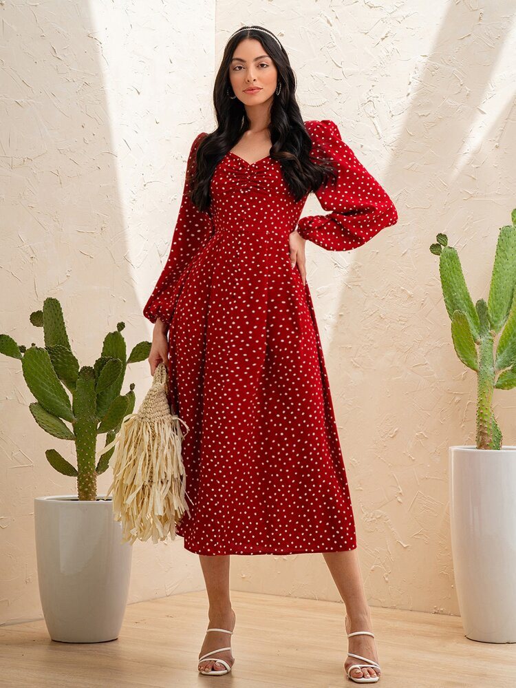 SHEIN Modely Polka Dot Lantern Sleeve Ruched Sweetheart Neck Dress | SHEIN