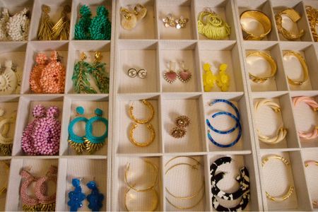 Keeping your jewels well organized  and contained helps to simplify your life, and makes your collection easy to shop each time you’re getting ready. It also keeps everything from the dreaded tangling!

#LTKstyletip #LTKhome #LTKfindsunder50