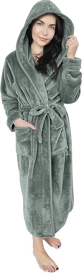 NY Threads Women Fleece Hooded Bathrobe - Plush Long Robe at Amazon Women’s Clothing store | Amazon (US)