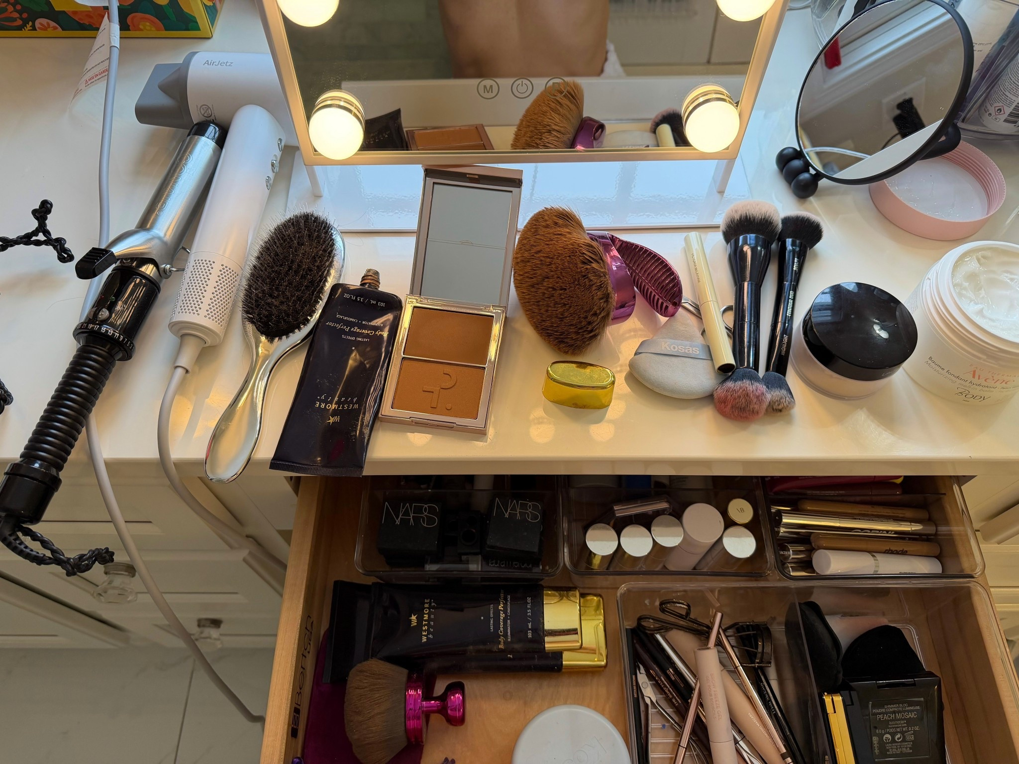 the only body makeup you will ever need. full coverage and blends into your natural skin tone perfectly. color: natural radiance

#LTKgrwm #LTKGiftGuide #LTKBeauty