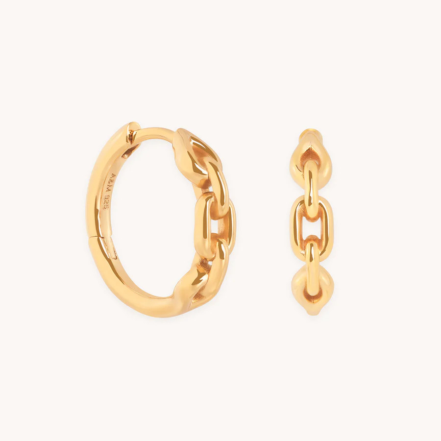 Saddle Medium Hoops in Gold | Astrid & Miyu UK