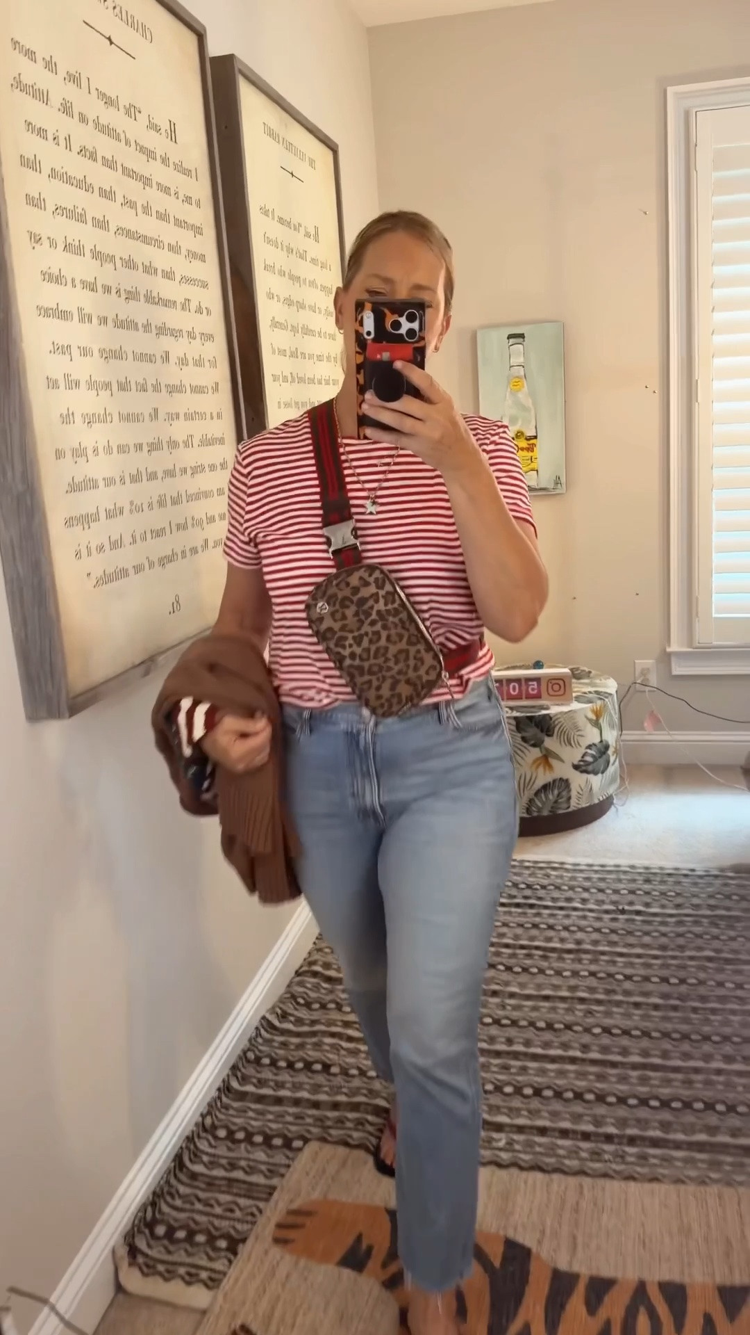 Tee is Madewell 2025
Shoes Zara
Sweater Tribe Kelley

#LTKootd #LTKdayinmylife #LTKOver40