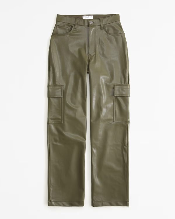 Women's Curve Love Vegan Leather Cargo 90s Relaxed Pant | Women's Bottoms | Abercrombie.com | Abercrombie & Fitch (US)