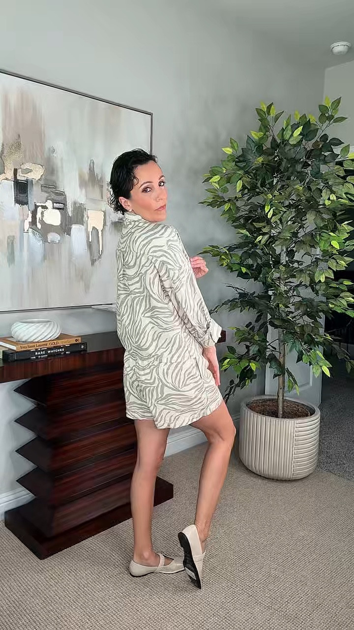 Comment SHOP and I will send you the links! The perfect set that’s effortless.
Follow me on LTK@stylewitheugenia  for more amazing #styledbyeugenia 

#LTKootd #LTKOver40 #LTKTravel