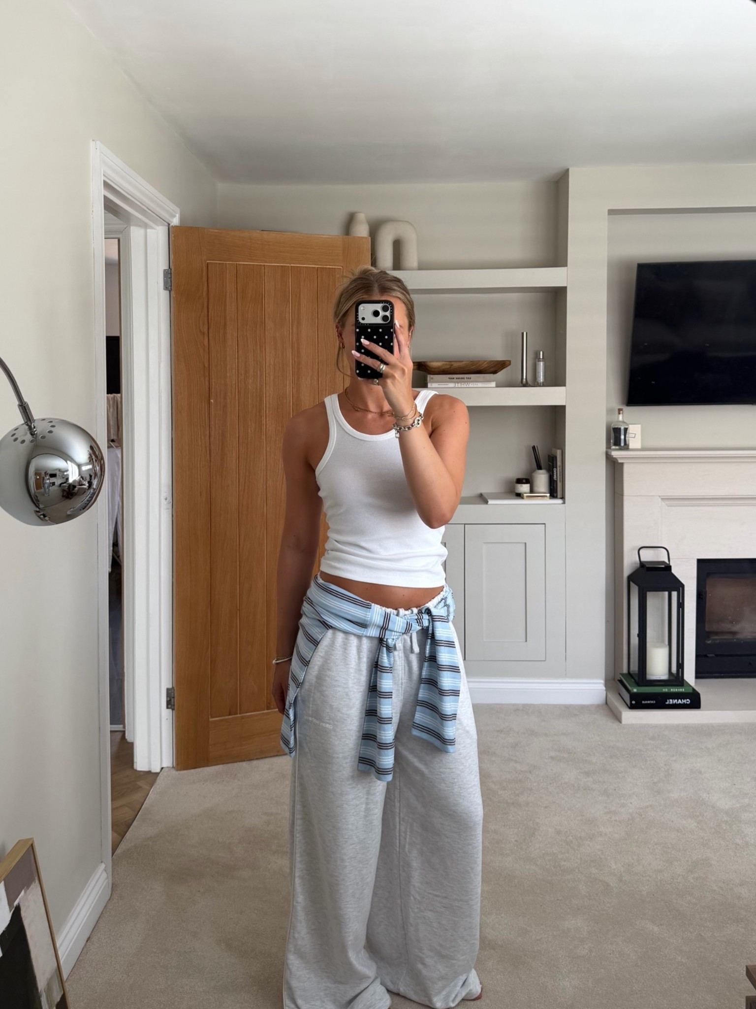 such good lightweight joggers for summer🤍 this is a perfect outfit for when it’s warm but you just wanna be super comfy🤍🤍 also would be such a good travel outfit!!!

#LTKsummer #LTKstyletip
