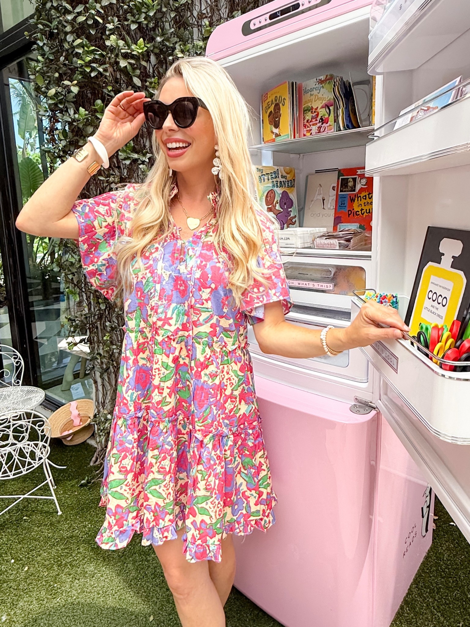 Found the COOLEST little library in Palm Beach! Petition for Smeg pink wee little libraries on every corner, please! This dress was just begging for a matching photo! #palmbeach #whatiwore #tuckernucking

#LTKTravel #LTKStyleTip #LTKHome