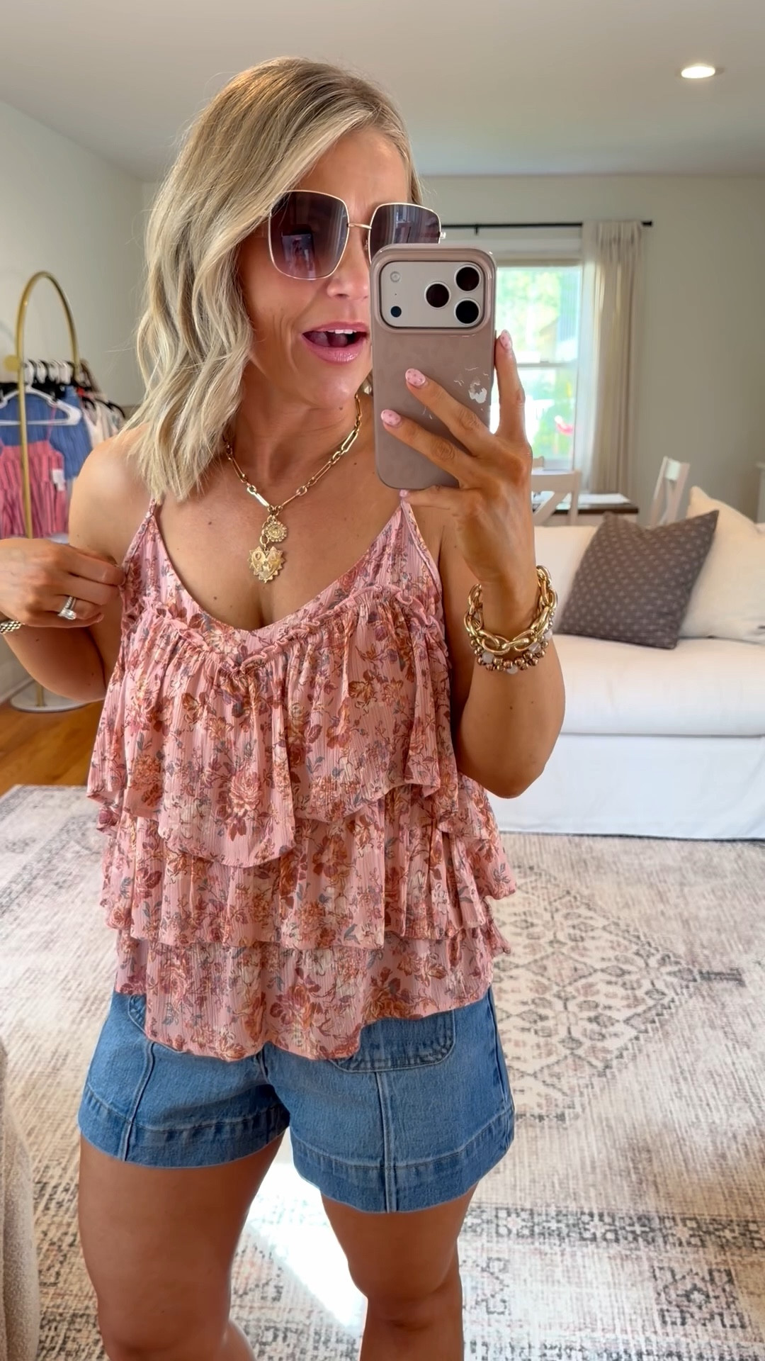 Walmart spring outfit!
Wearing XS in top and 0 in the shorts 


Spring outfits, spring outfits 2026, summer outfits 2026, Walmart finds, Walmart fashion, casual style, brunch outfit, shorts, midsize fashion, petite style, summer dresses

#LTKMidsize #LTKPetite #LTKSeasonal