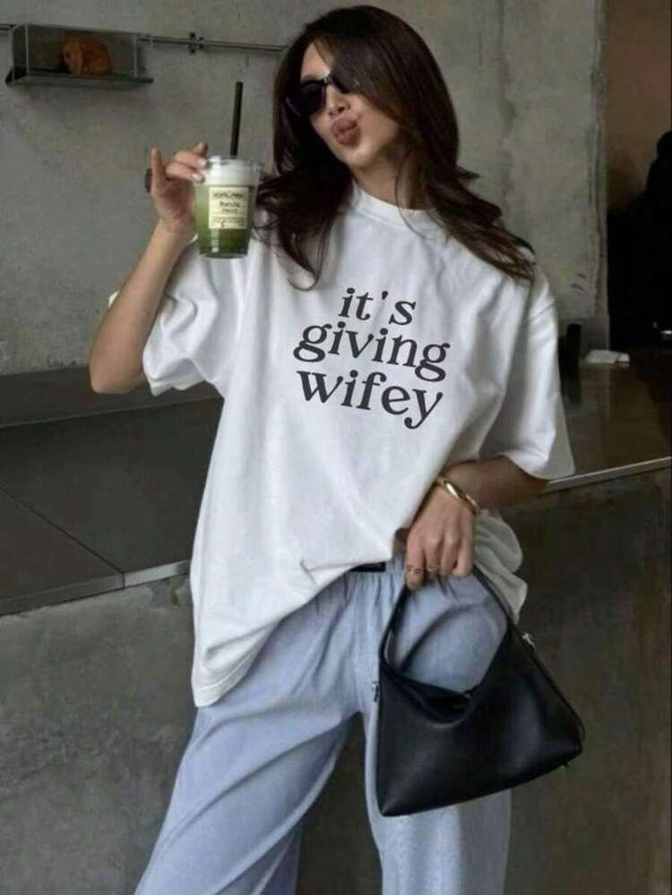 Its Giving Wifey T-Shirt - Bride To Be Shirt, Newlywed Tee, Custom Engagement Gift, Honeymoon Outfit, Wedding Day TShirt, Wifey Vibes, Bride,% Cotton Oversized Short Sleeve Classic Heavy Cotton T Shirt Printed Graphic Tee Women's Casual Short-Sleeved Top2025 | SHEIN