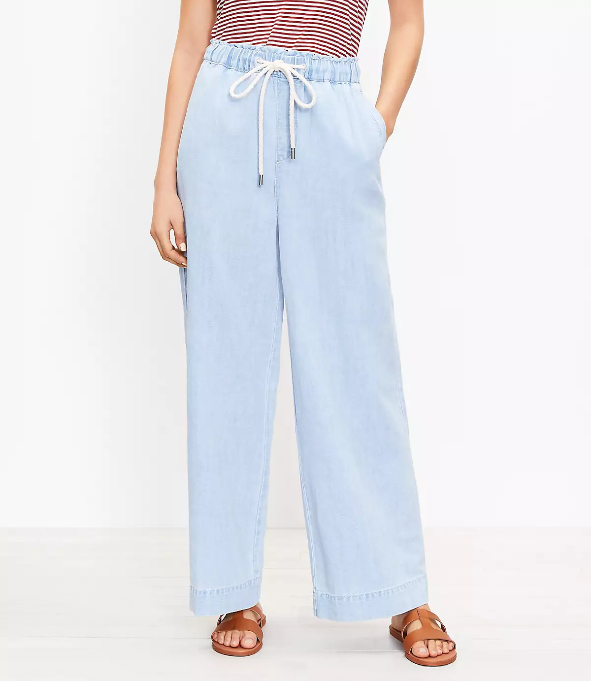 High Rise Cotton Linen Pull On Wide Leg Jeans in Indigo Mist | LOFT