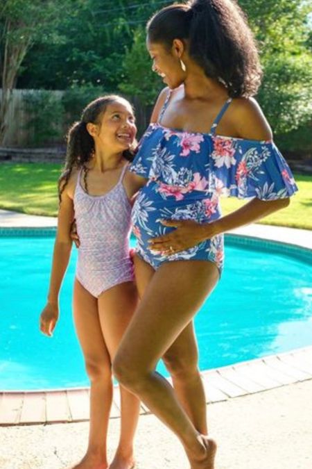This floral maternity swimsuit is so so cute! #maternityswimsuit 

#LTKbump #LTKunder100 #LTKswim