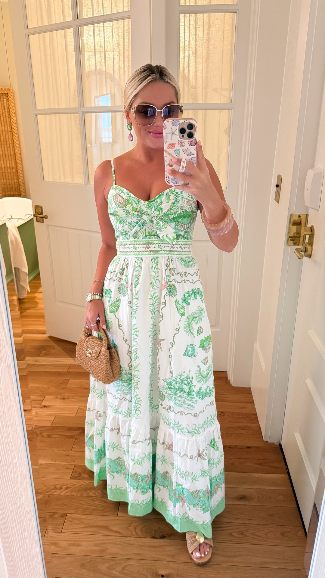 Obsessed with this Lilly dress! Wearing size 0!

#LTKgrwm #LTKTravel #LTKPetite