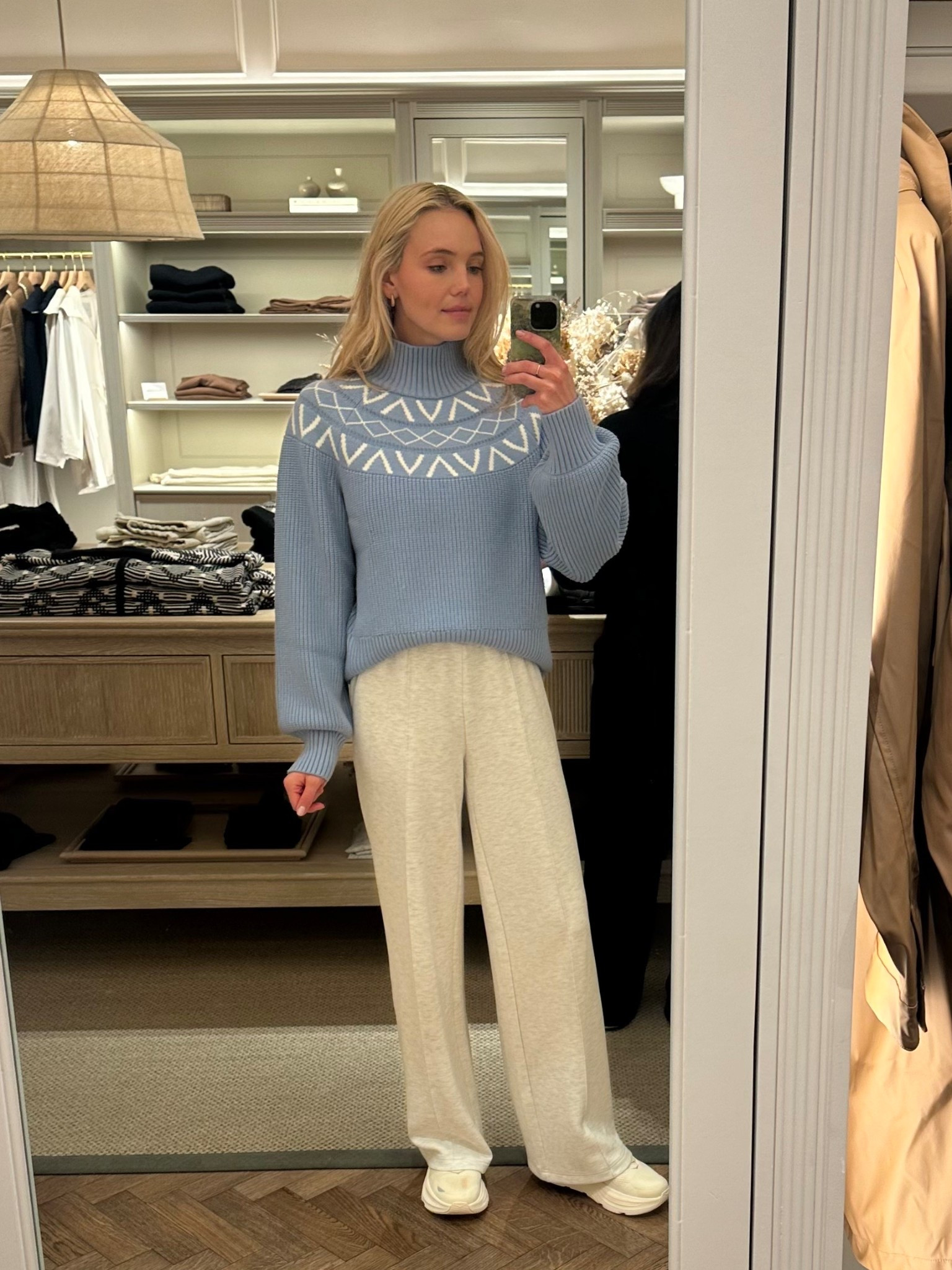 Feeling like Nancy Wheeler in this gorgeous sweater!! Varley has done it again! 

#LTKGiftGuide #LTKHoliday #LTKootd