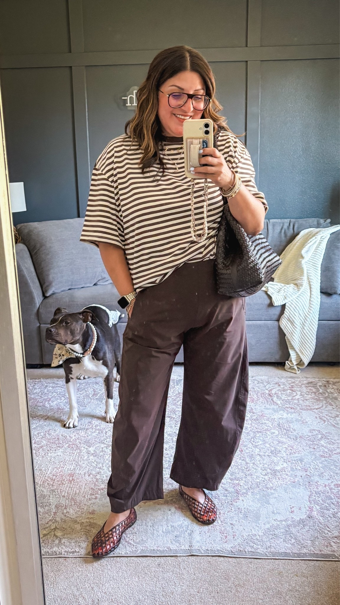 Today’s easy ootd:
Amazon tee - XL
Ruti pants - 14
Dice Vita jelly flats
Madewell tote
@Madewell @Ruti @Noonday Collection @Quince

#LTKMidsize #LTKOver40 #LTKSaleAlert