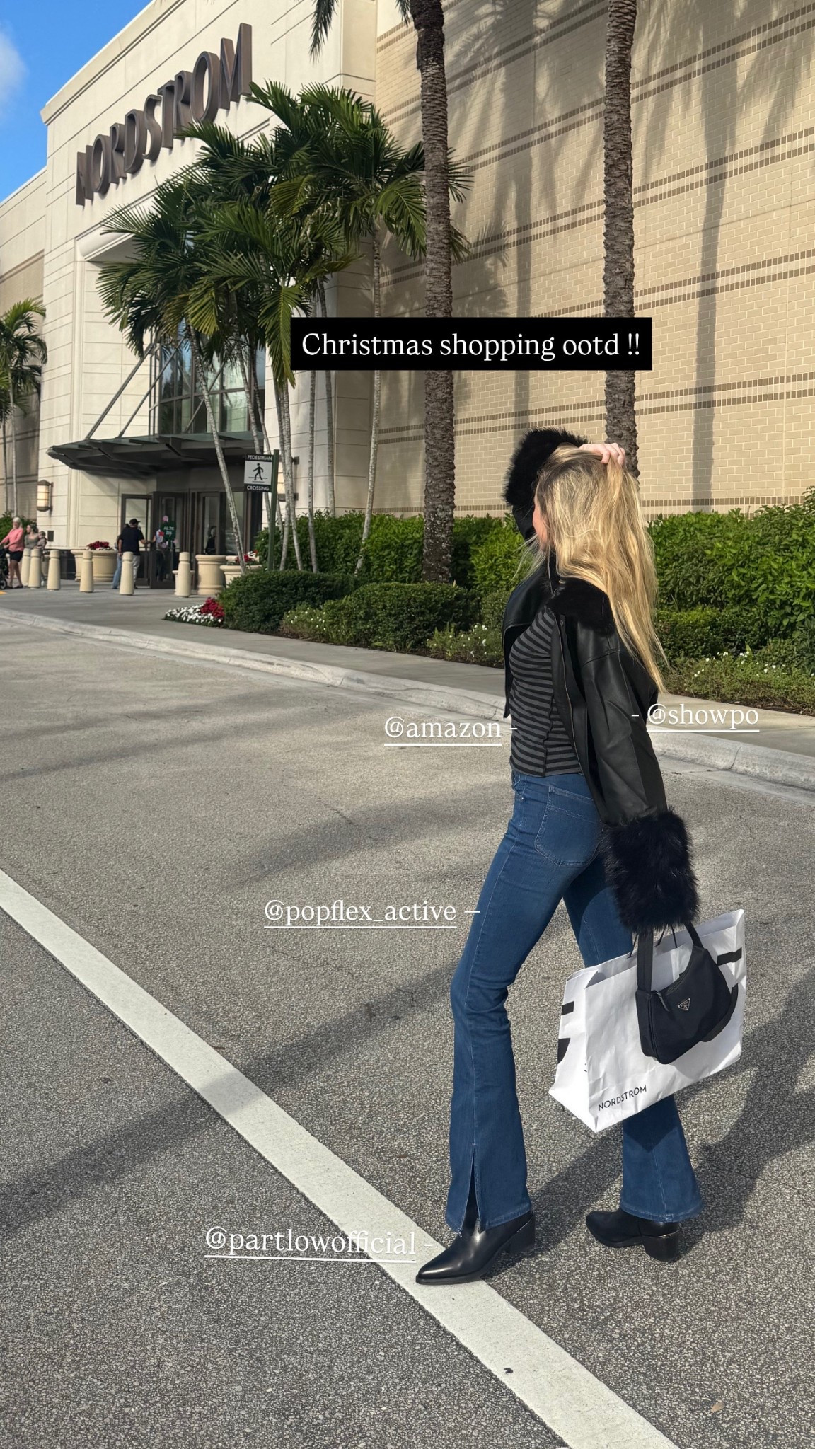 Christmas shopping ootd (: 

Boots are from partlow 

#LTKFindsUnder100 #LTKSaleAlert