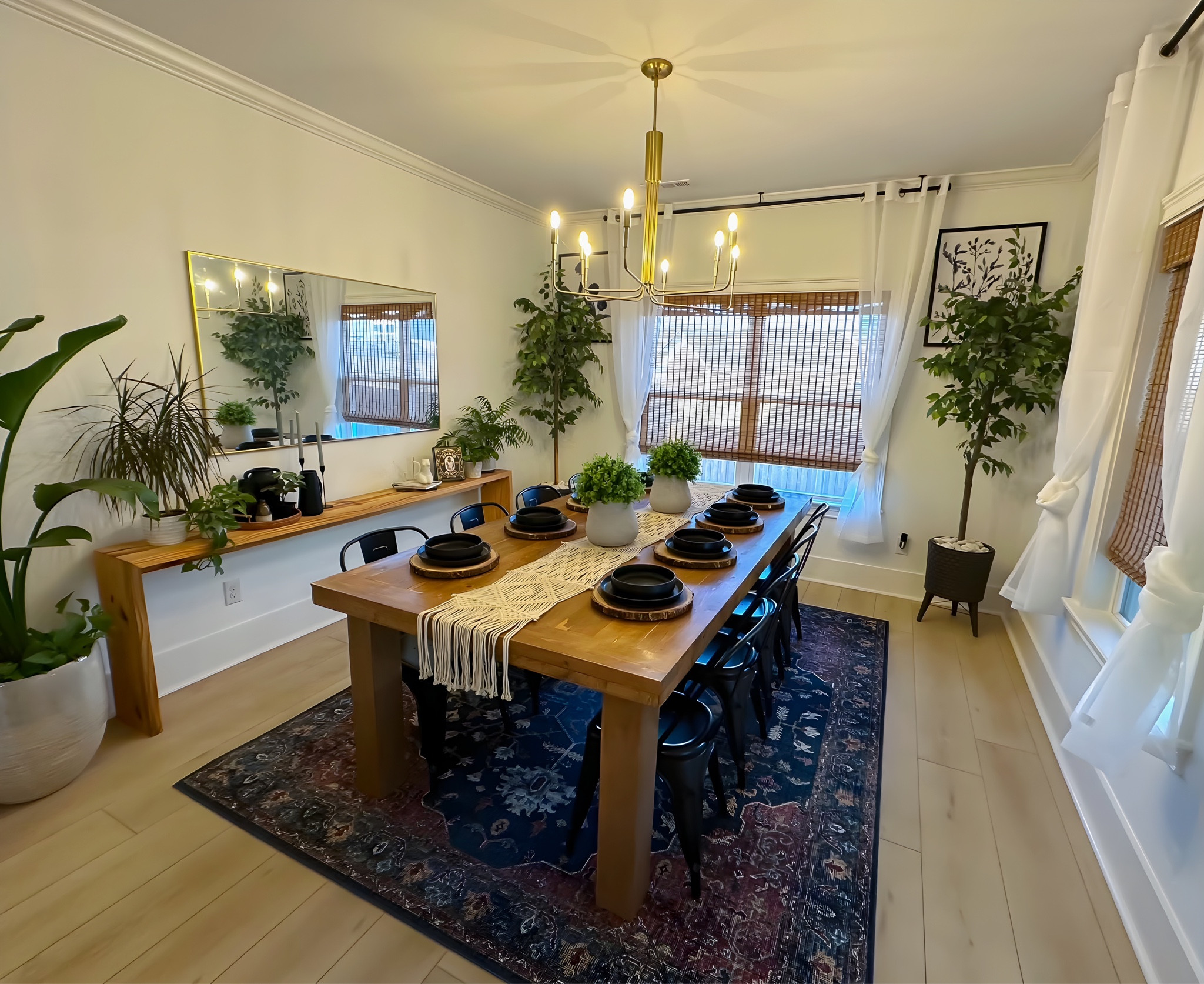 Modern farmhouse | dining room decor | home decor | target finds 

#LTKhome #LTKsalealert #LTKstyletip