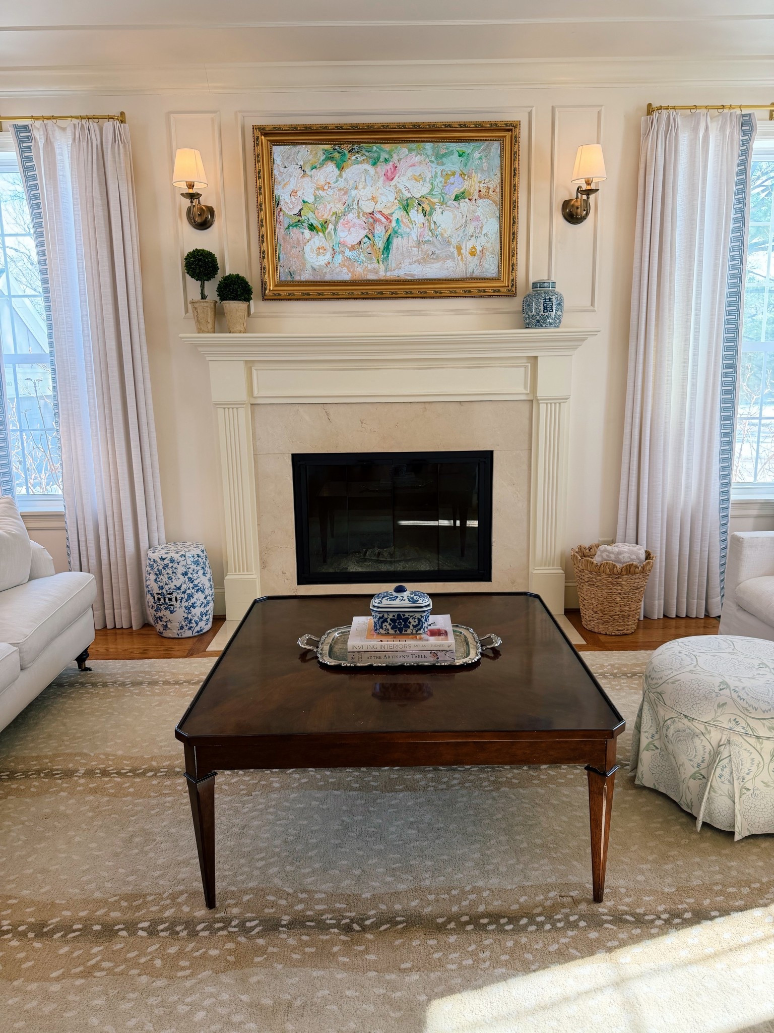 Obsesseddd with my new coffee table!!

#LTKHome