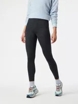 Move Free 7/8 LeggingA Heart | Outdoor Voices