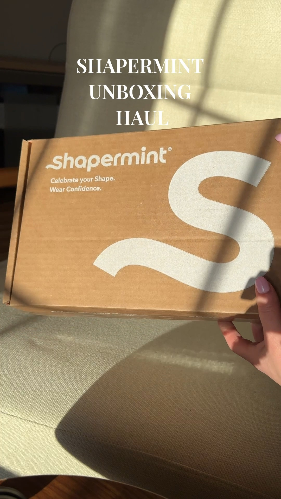 Unboxing haul of the most supportive shapewear that also feels comfy 😌 

Oh and they also have spring sale going (up to 70% off) 🤭

@Shapermint ❤️ 

Shapewear, lounge set, black shorts, underwear, black shirt, ottd 

#LTKhaul #LTKMidsize #LTKunboxing
