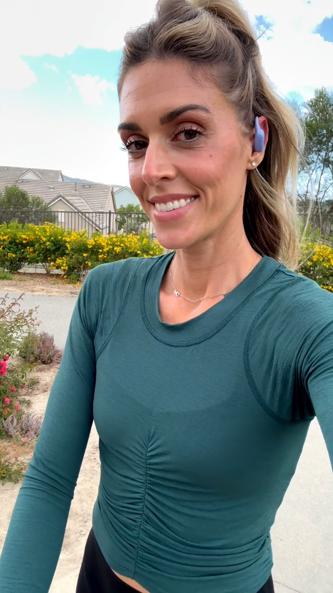 The headphones I’ve been using and loving are on sale right now! I love that they hook over the ear instead of having to be shoved in the ear. The sound is great while still being able to hear my surroundings. They are comfortable and super lightweight as well 👍🏼

Amazon, Amazon Prime Sale, headphones, workout must haves, ear buds, Raycon, walking must haves, running headphones

#LTKActive #LTKfitnessgoals #LTKdayinmylife