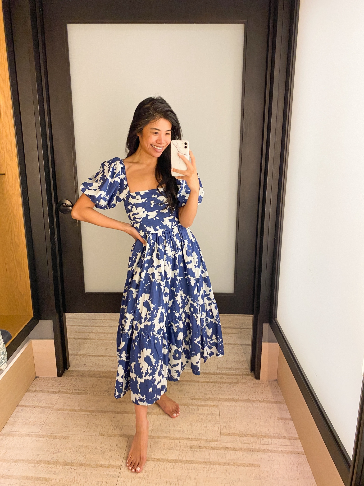 Abercrombie sale maxi dress puff sleeve family photo dress 

#LTKfindsunder100 #LTKwedding #LTKSpringSale