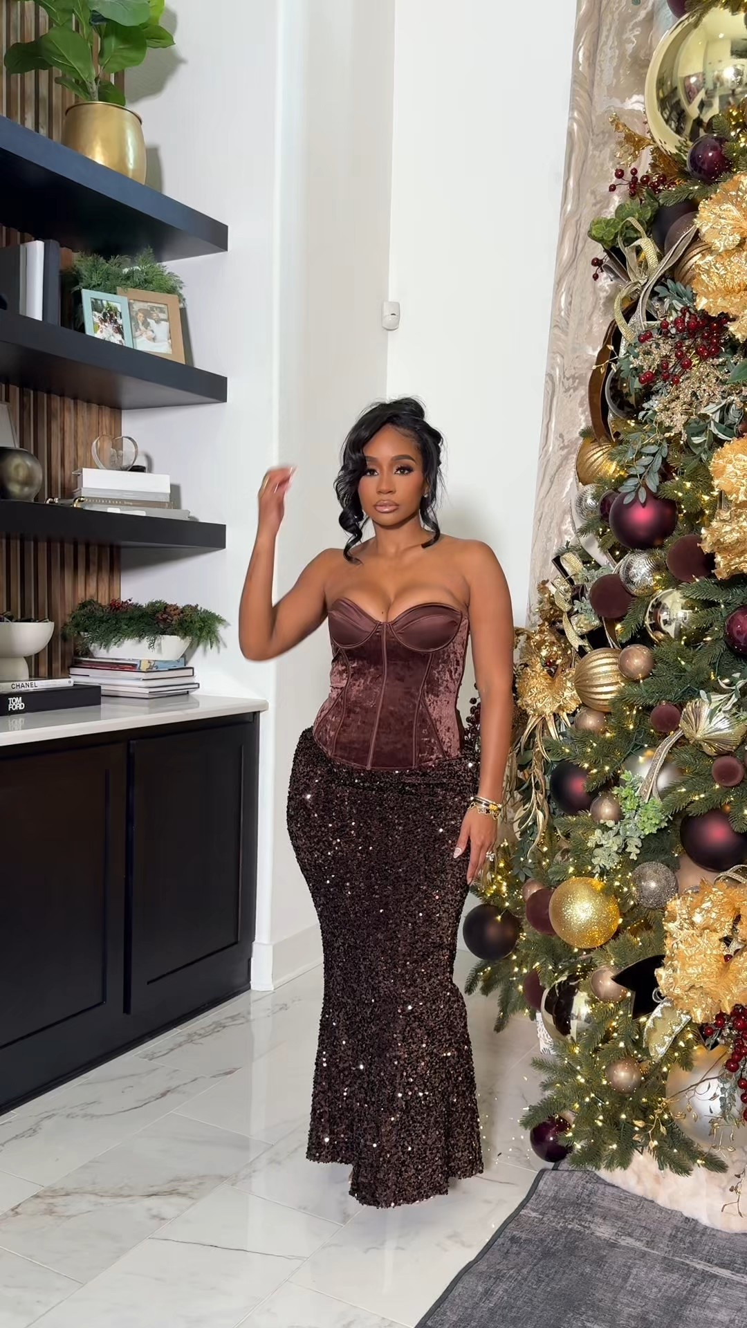 Newest zara haul! Holiday style inspo! Sequins, feathers and velvet!

#LTKFindsUnder100 #LTKStyleTip #LTKHoliday