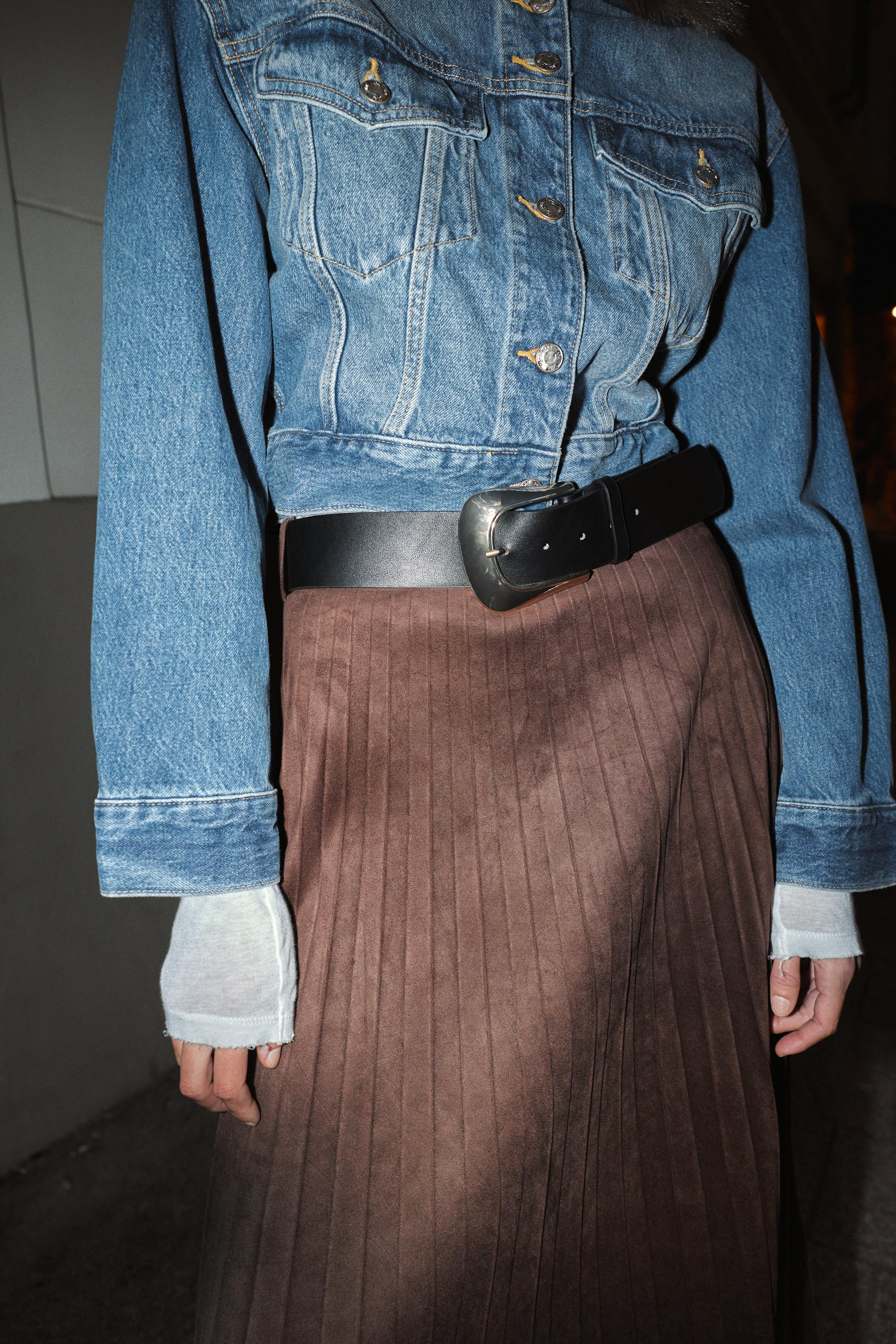 SUEDE EFFECT PLEATED MIDI SKIRT WITH BELT | Zara US