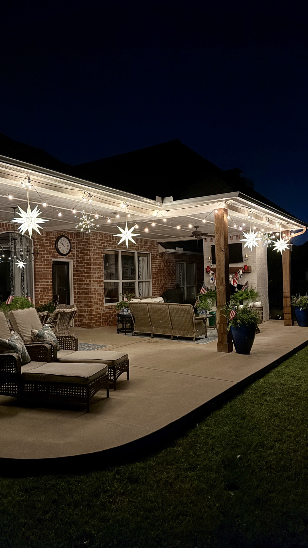 Star lights for the Fourth! Also linking the crucial cord I used to power them all. #LTKHoliday

#LTKHome #LTKSeasonal