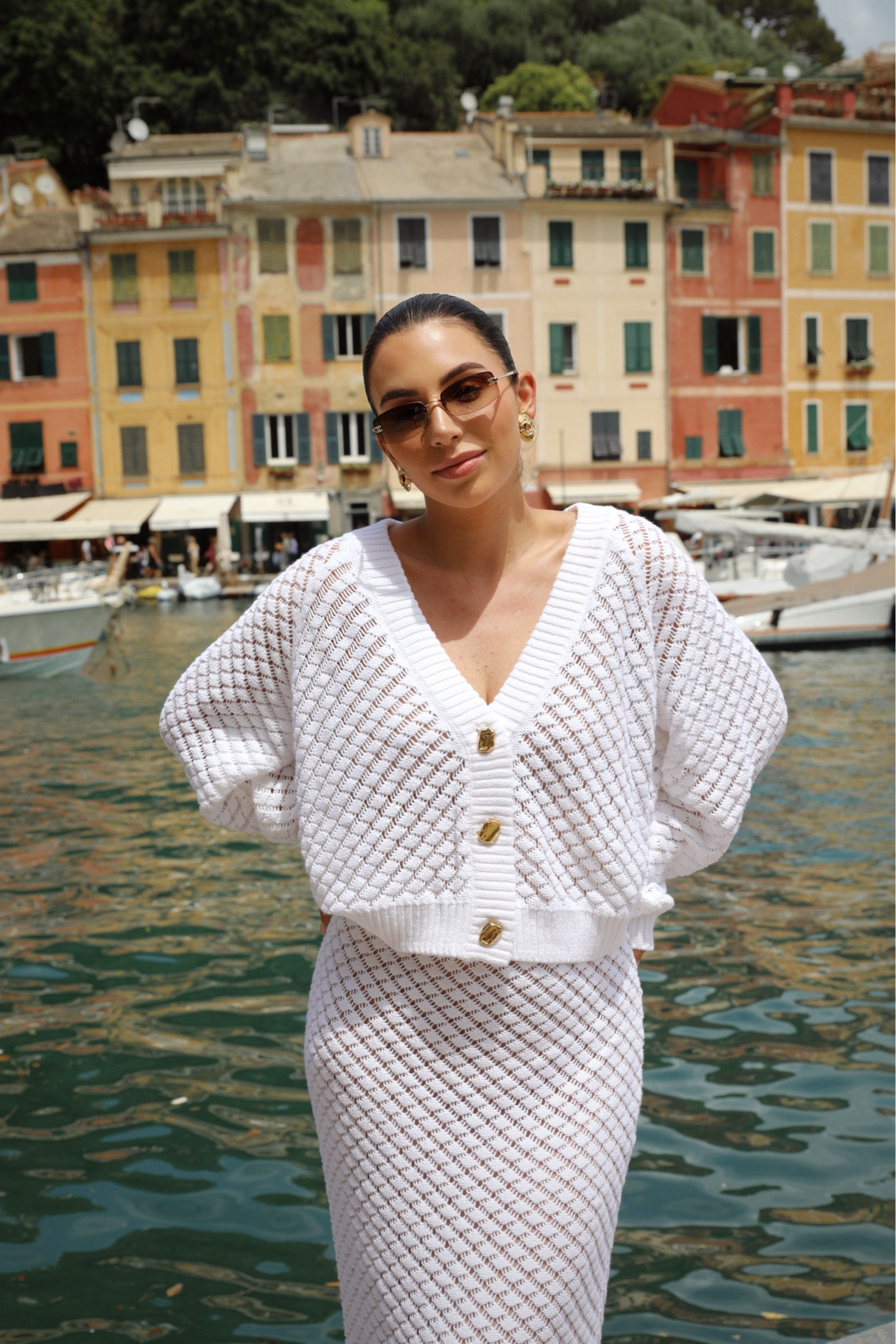 Mix & match this comfy set all summer #summerset #summerwhites #postpartumstyle