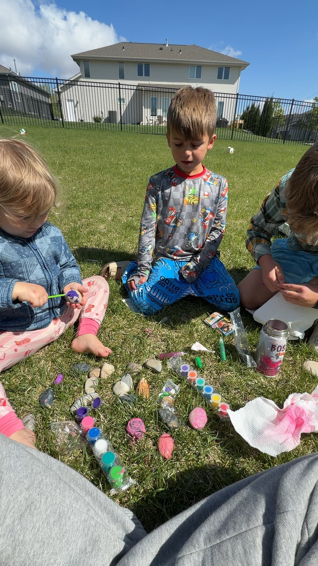 Easy diy craft for kids
Art project summer craft 

#LTKmorningroutine #LTKmomlife #LTKdayinmylife