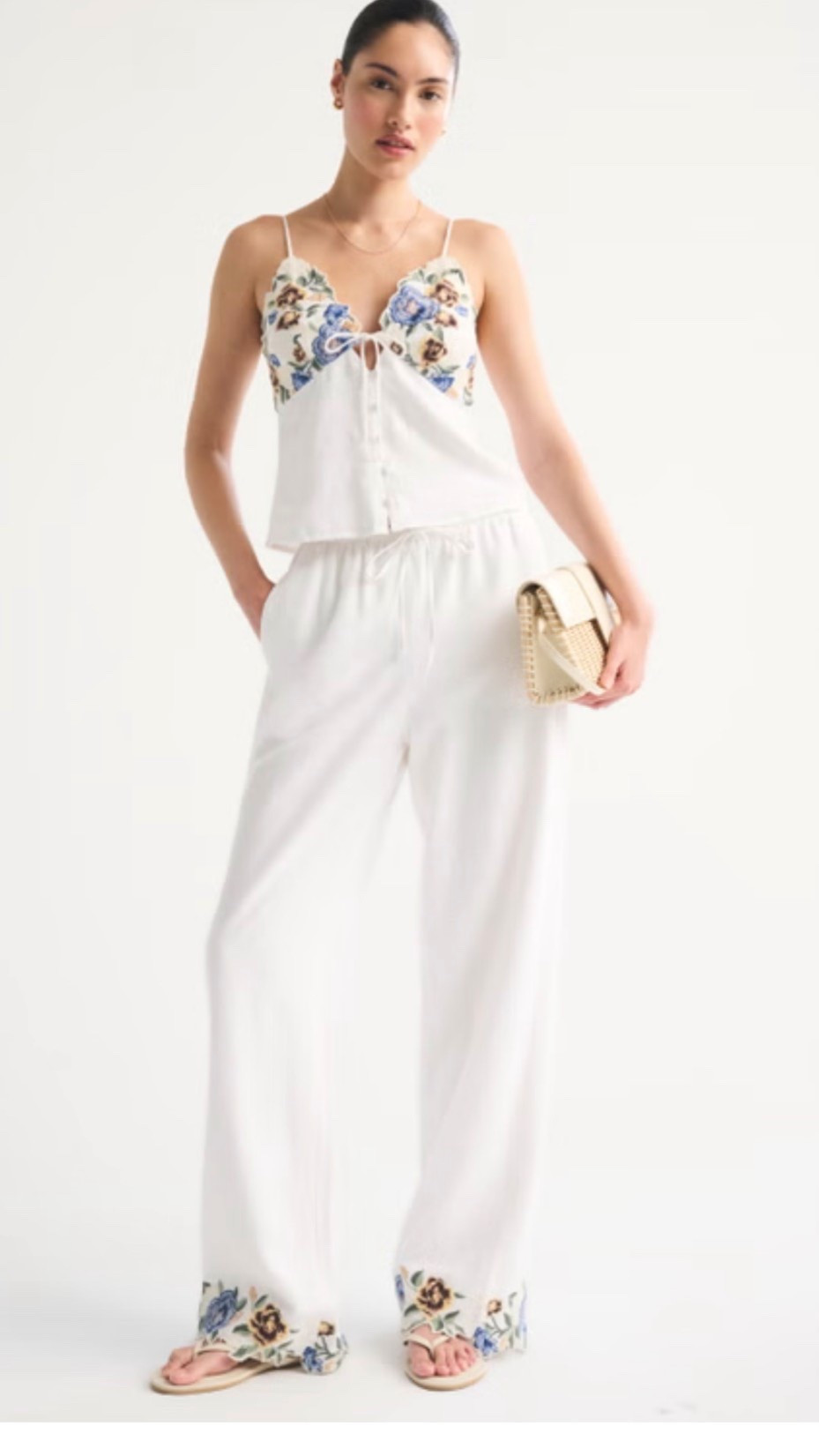 Linen-Blend Pull-On Pant & Camo se

#LTKootd #LTKSaleAlert #LTKFestival