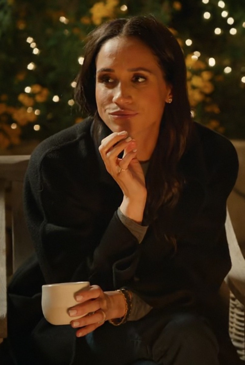 Meghan Markle max Mara cost
Black wrap coat
Celebrity style
Look for less
With love Meghan
Netflix 

#LTKFindsUnder50 #LTKFindsUnder100