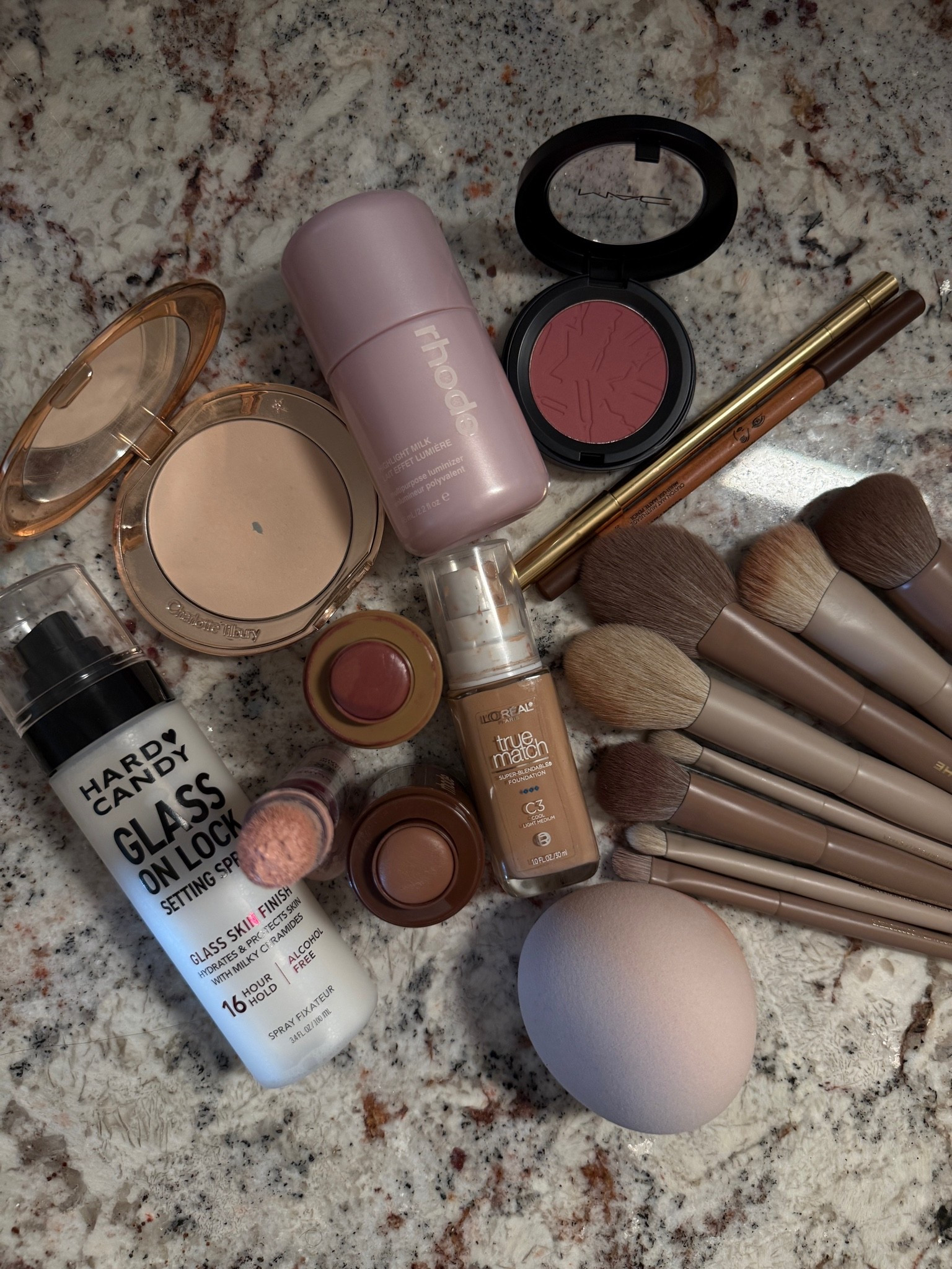 Full face favorites using morphes new brushes! ☕️🫶🏻🌞🎀

#LTKSaleAlert #LTKBeauty #LTKgrwm