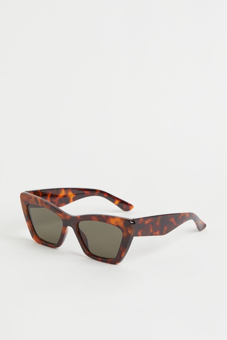 Premium SelectionCat-eye sunglasses with plastic frames and tinted, UV-protective, polarised tria... | H&M (US + CA)