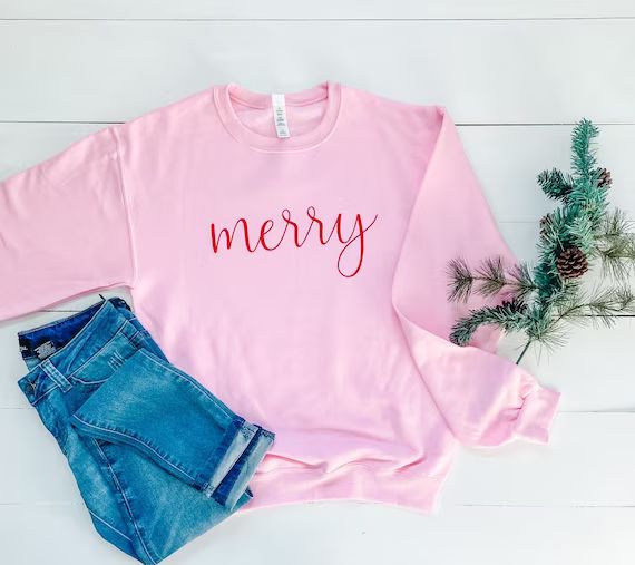 Pink Merry Graphic Sweatshirt | fleece | Christmas | Be merry| cute Christmas shirt | pullover | ... | Etsy (US)