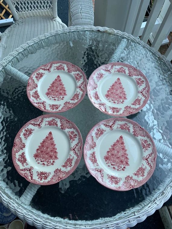 Vintage Beautiful Set of 4 Johnson Brothers “Christmas Old Britain Castles”  Lunch, Dessert P... | Etsy (US)