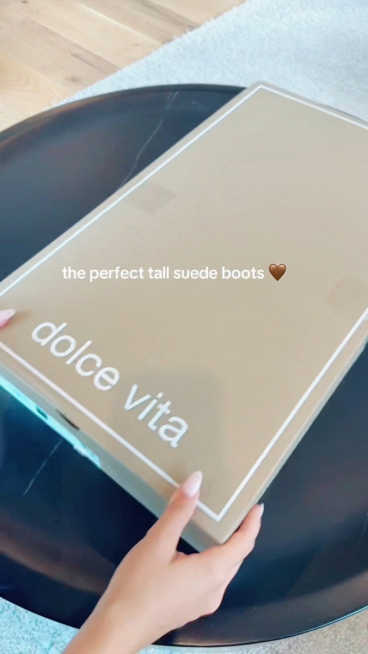 The perfect tall suede boots… obsessed 🤩 

#LTKWorkwear #LTKU #LTKootd