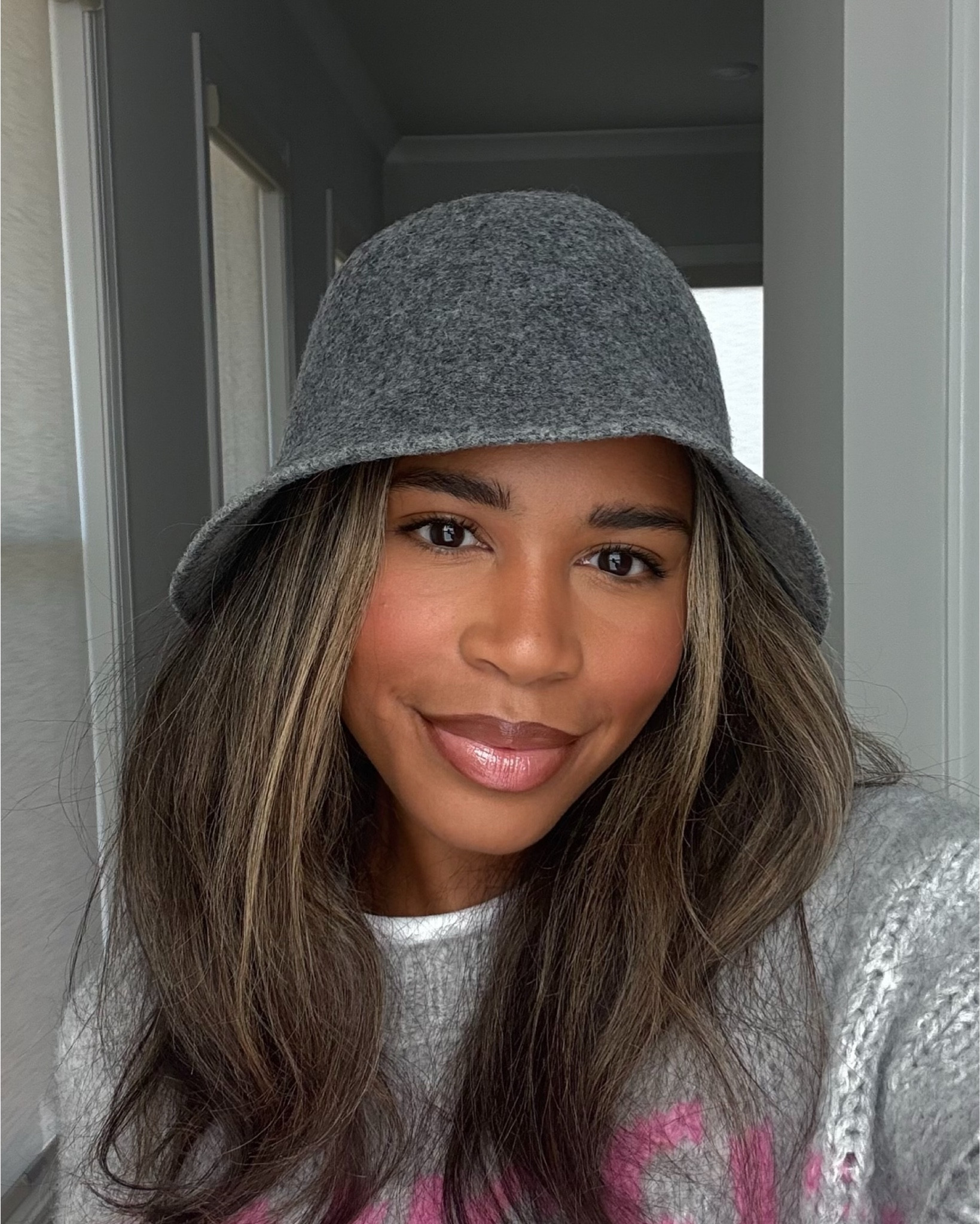 My current hyper fixation: this grey wool hat from Zara 🩶

Hats for winter, fall hats, winter accessories, gifts under $50, winter outfit inspo 

#LTKGiftGuide #LTKFindsUnder50 #LTKootd