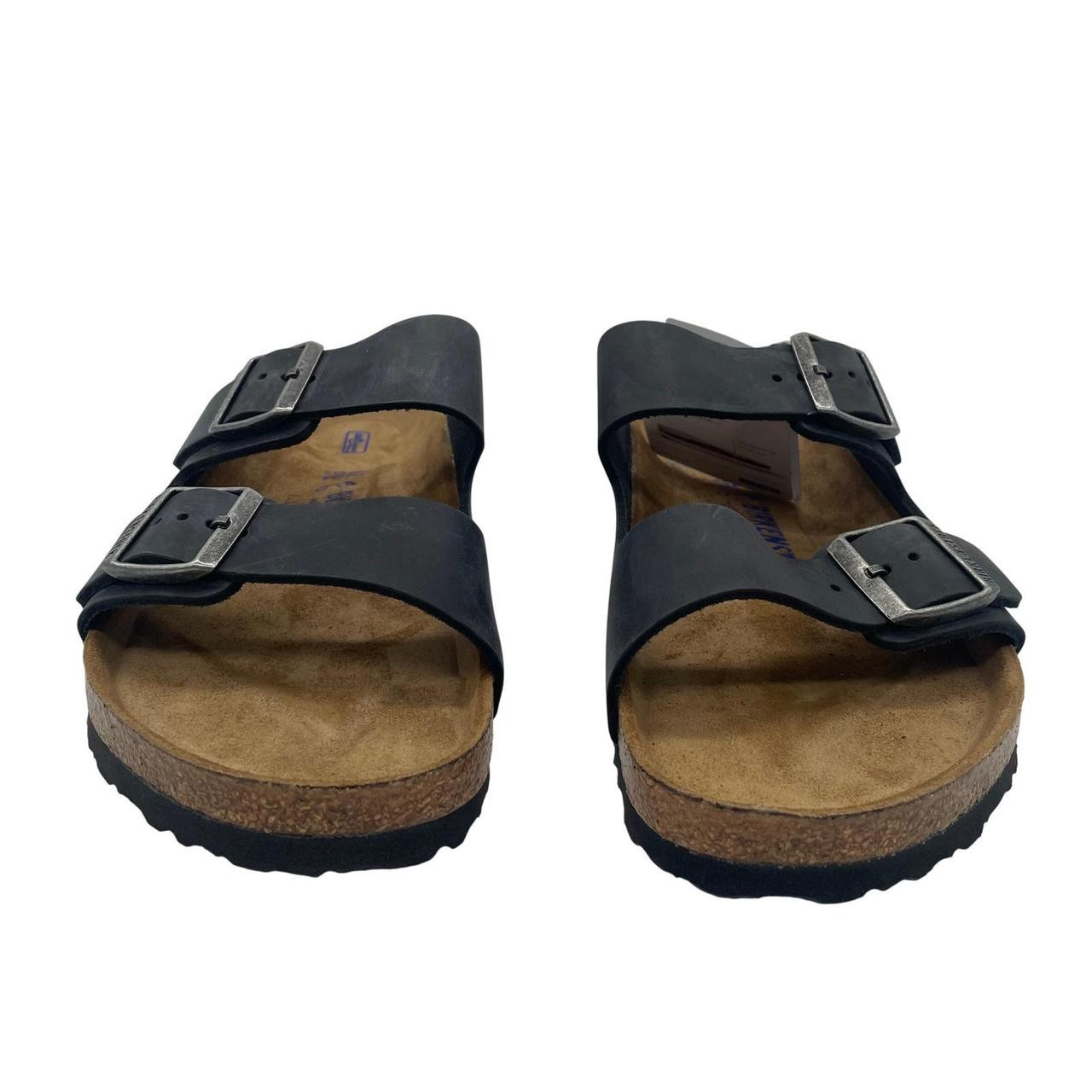 Birkenstock Women's Slides - Black - US 11 | Depop US