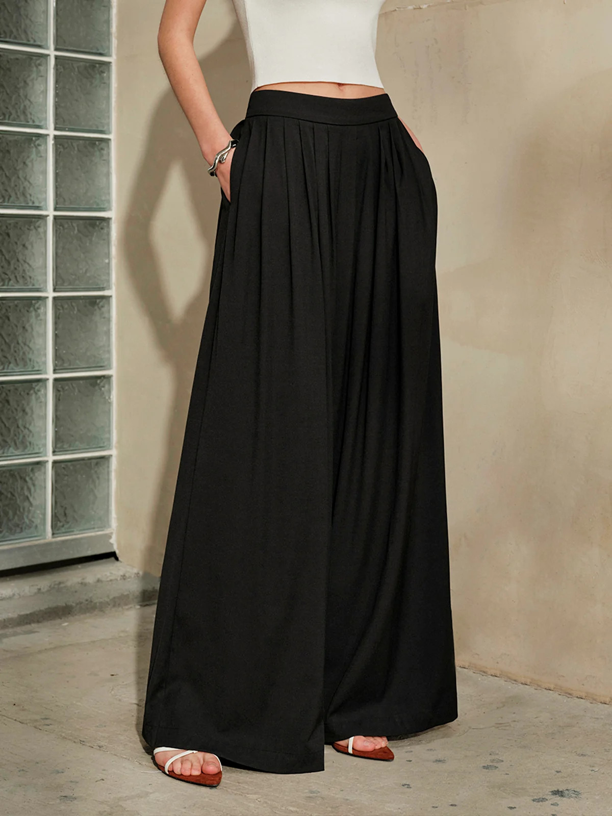 Mid-Waist Pleated Wide Leg Pants | Commense