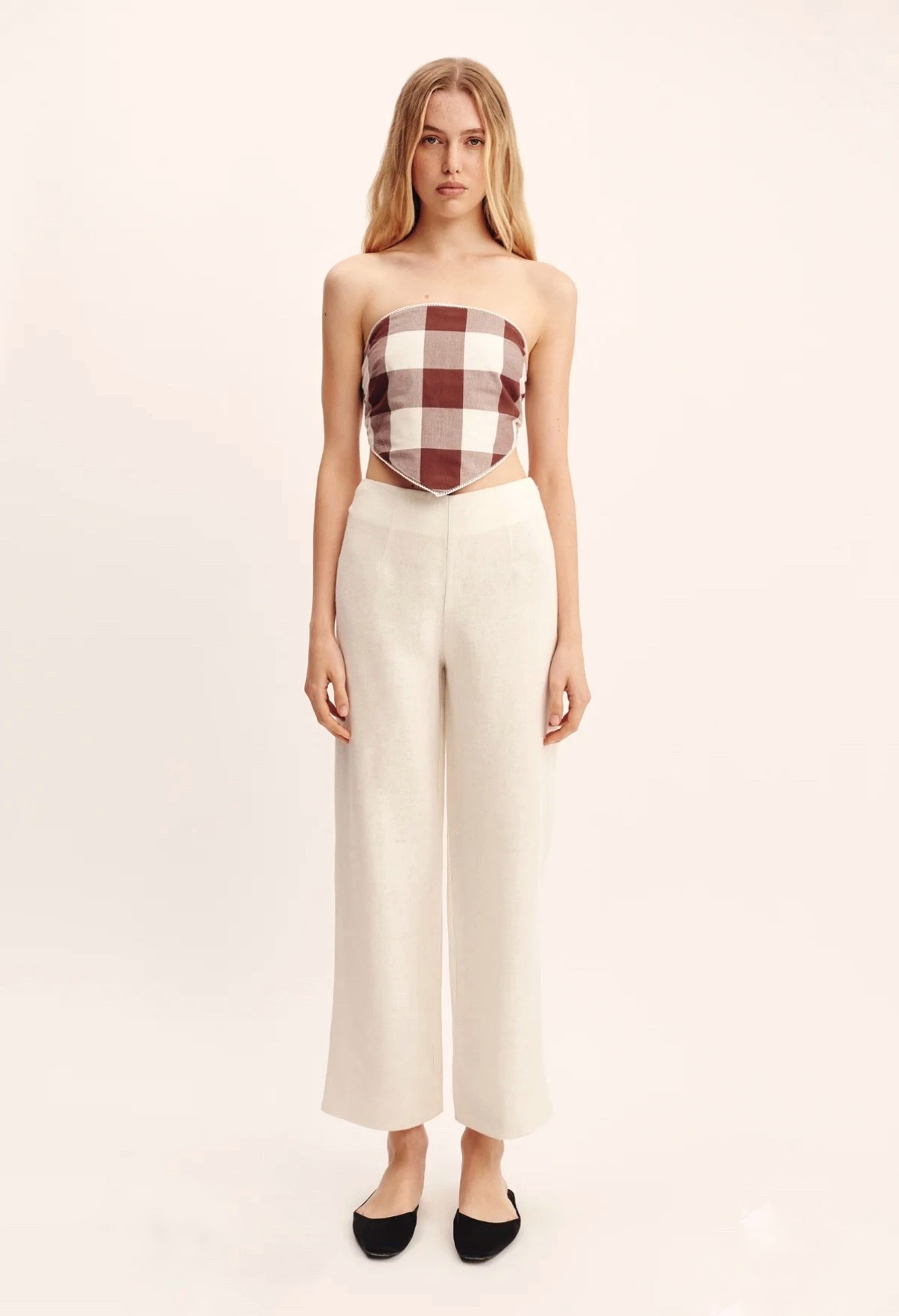 Posse’s new summer collection is effortlessly chic. They have a way of blending timeless looks with fresh modern details.

Smock top
Gingham dress
Gingham blouse 
Bandeau top 
Linen top 
Silk shorts 



#LTKsummer #LTKuk #LTKstyletip