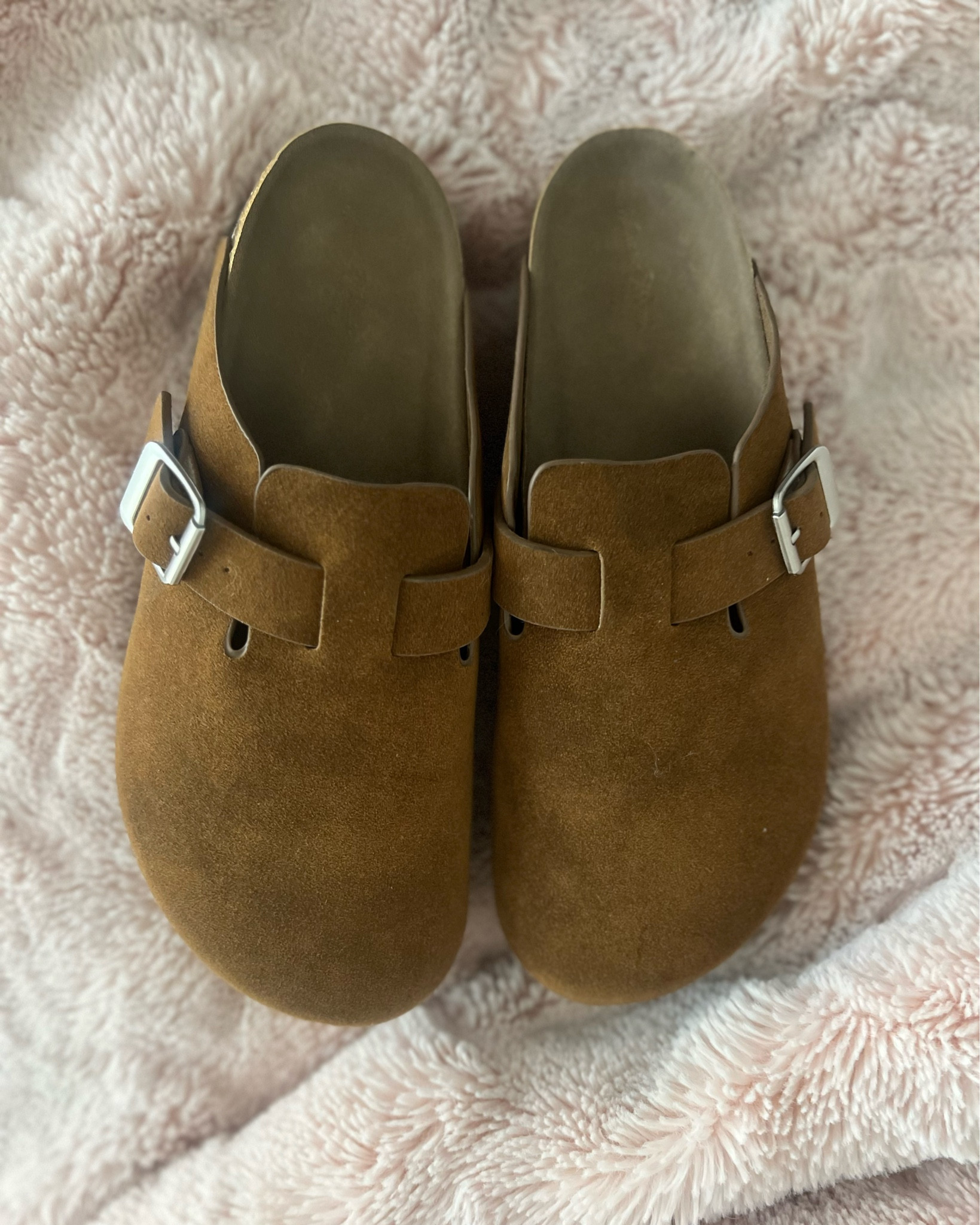 Must have fall shoes under $30

#LTKFallSale #LTKFindsUnder50 #LTKSeasonal