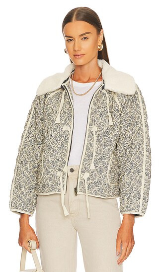 Reversible Quilted Puffer Jacket in Feather Grass Block | Revolve Clothing (Global)