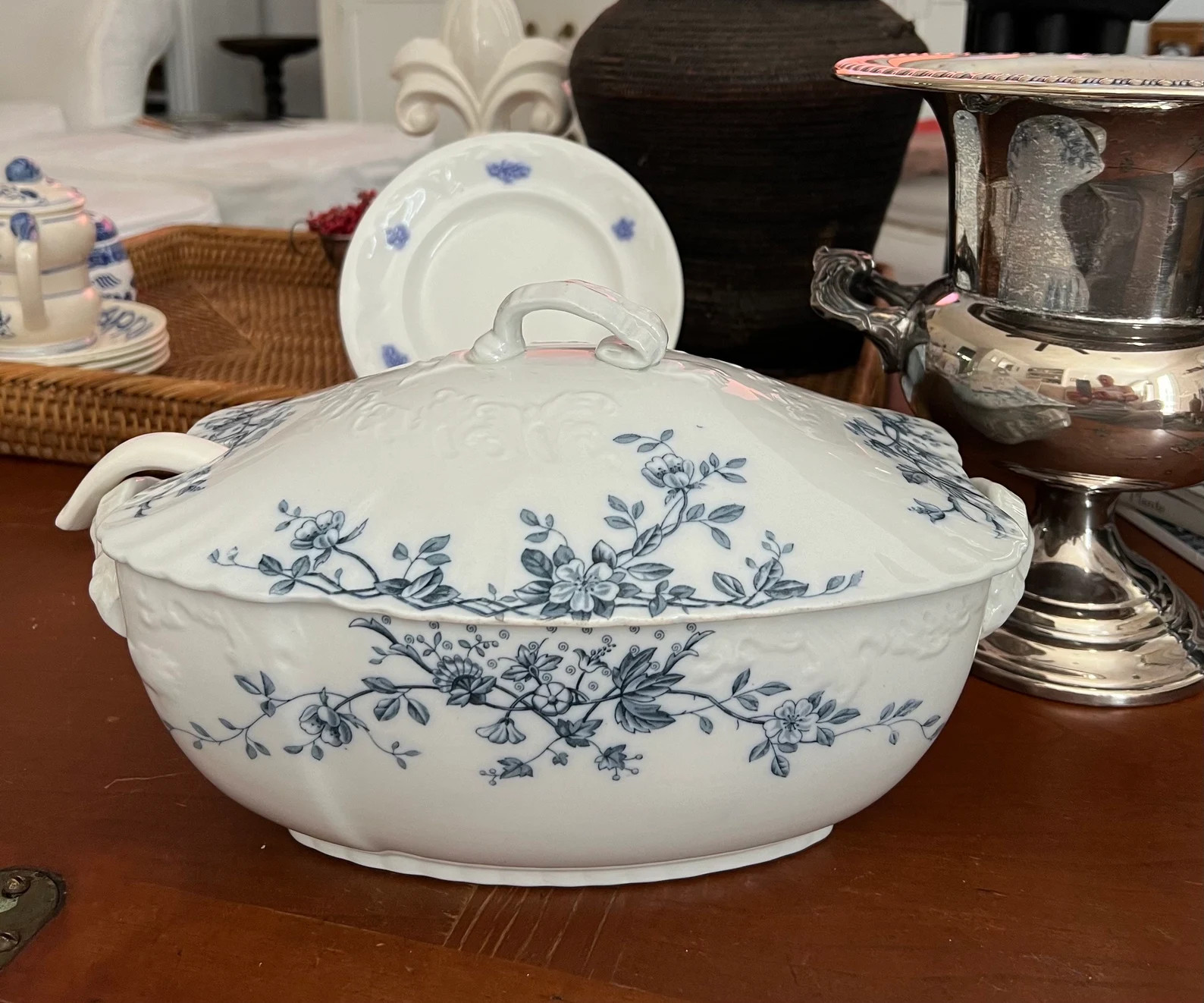Blue and White English Transferware Soup Tureen With Ladle. W.H. Grindley &co - Etsy | Etsy (US)